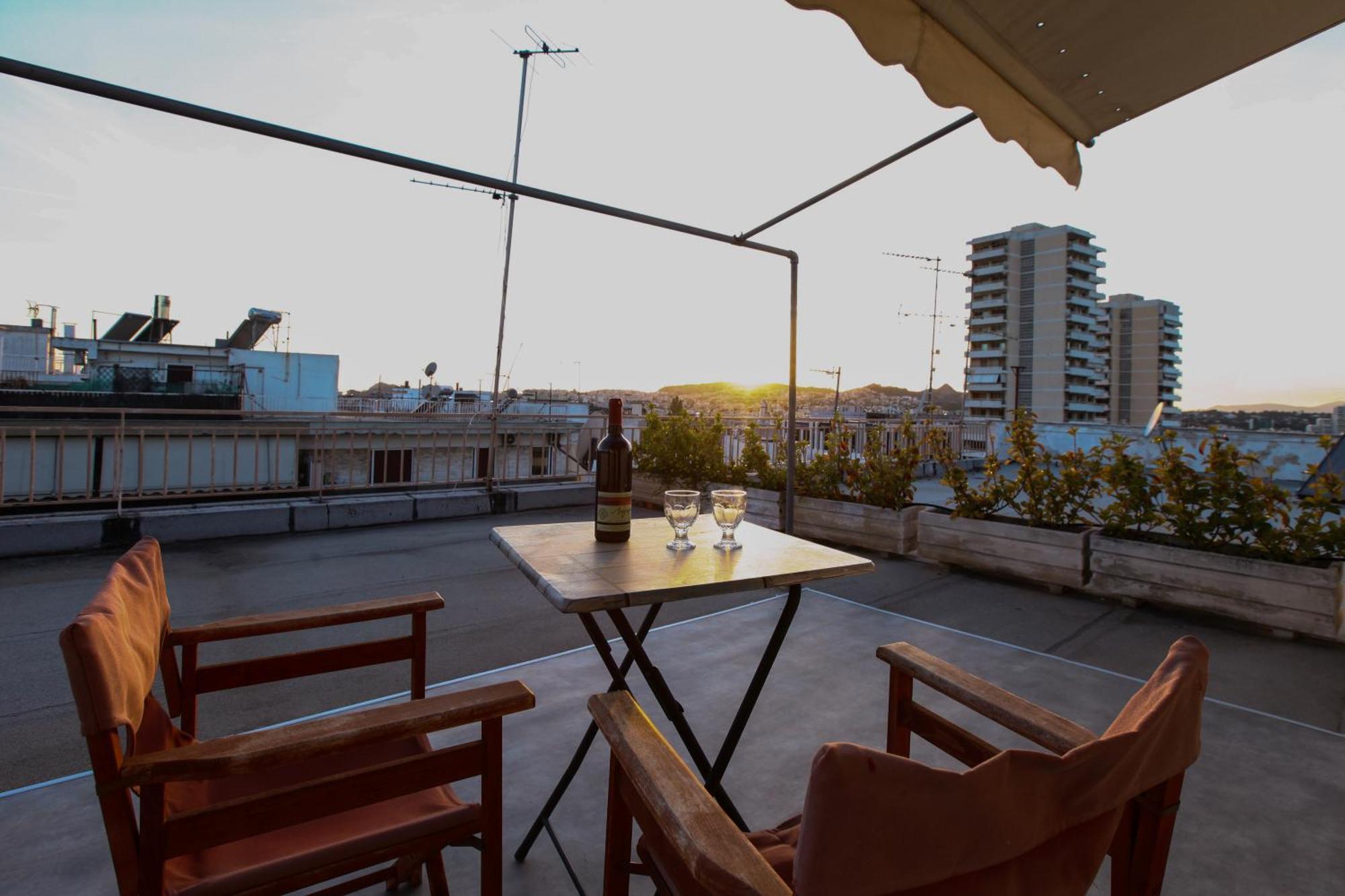 Loft Next To Metro Station. Amazing View!