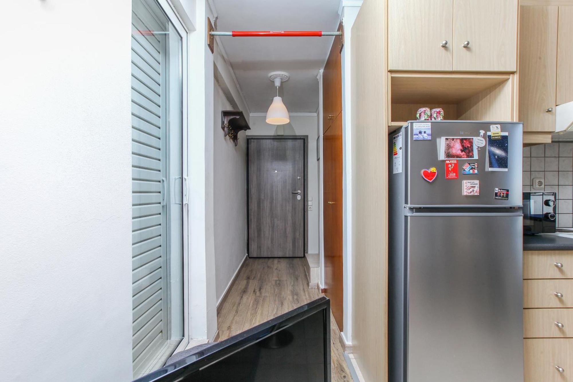 Loft Next To Metro Station. Amazing View! Athens